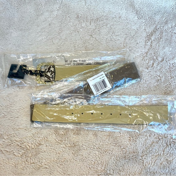 NWT Dillard’s Neutral Snake Embossed Stretch Belt M/L - Picture 4 of 13